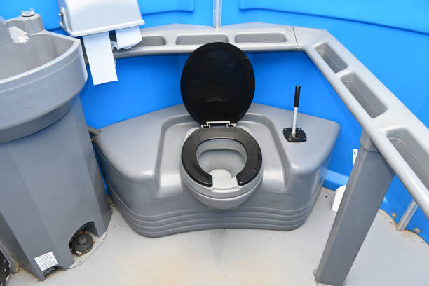 Portable Toilet Options We Offer in Sully Square, VA